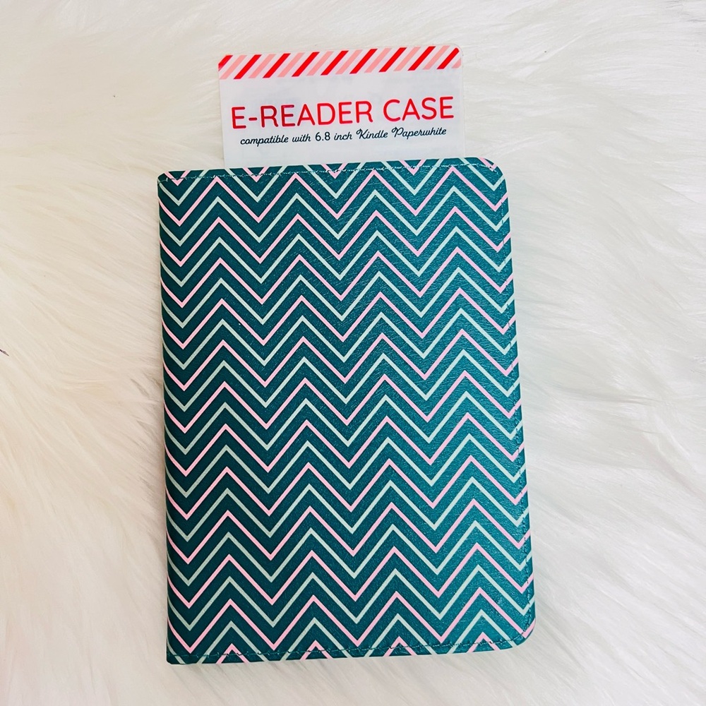 Chevron Pattern E-Reader Case - Teal